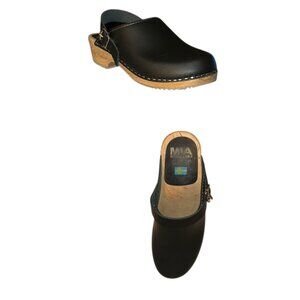MIA Swedish as new classic black wood strap clogs 40 9